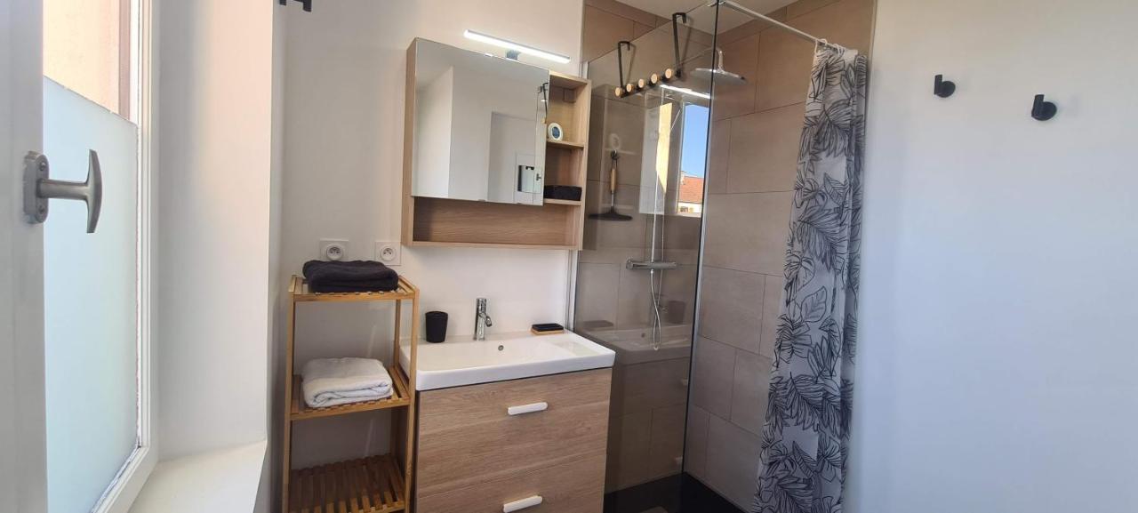 Apartment La Campagne A La Dans Pavillon Avec Jardin Clos Et Privatif Hericourt (Haute-Saone)